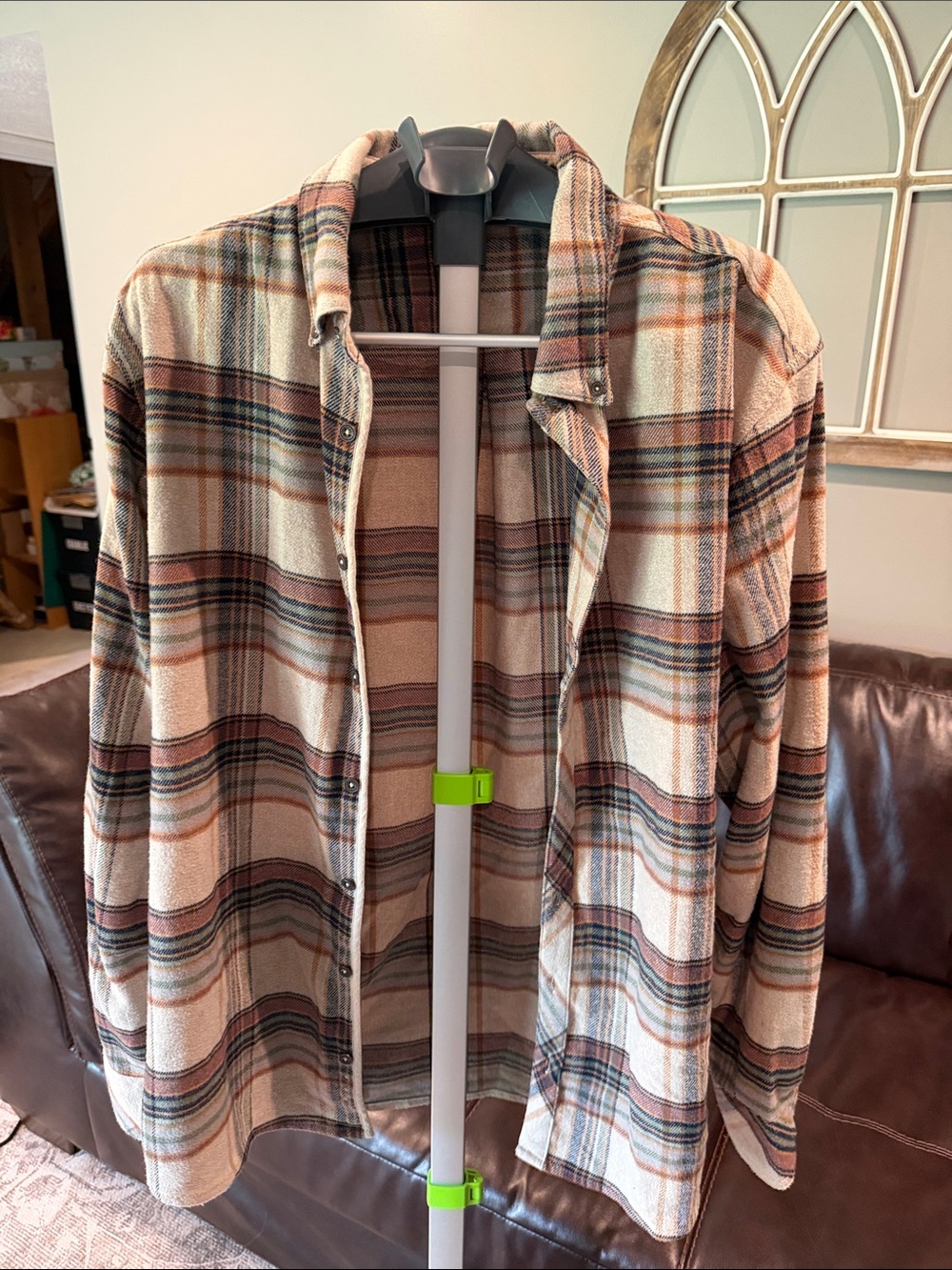 Casual Men's Plaid Button-Down Shirt Jacket in Beige